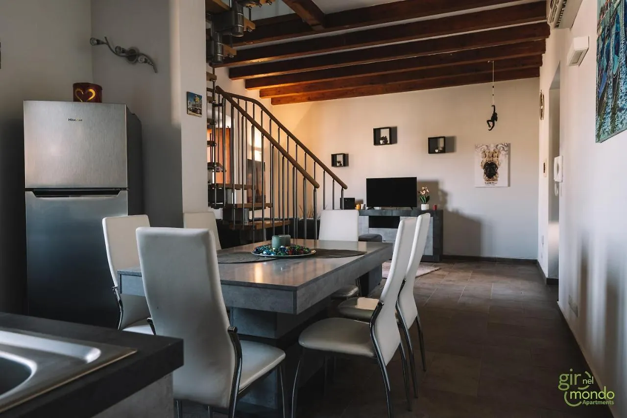 Giro Nel Mondo Apartments Catania Italy