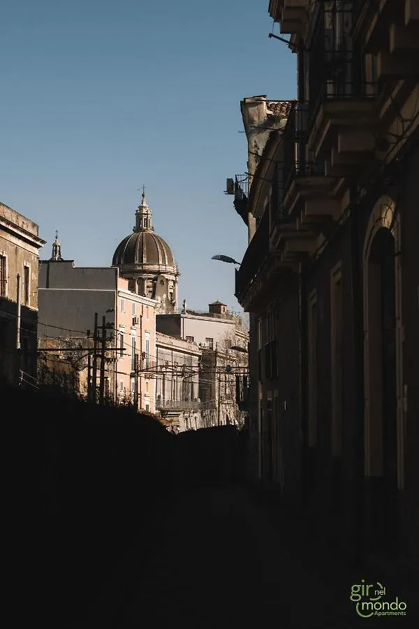 Giro Nel Mondo Apartments Catania