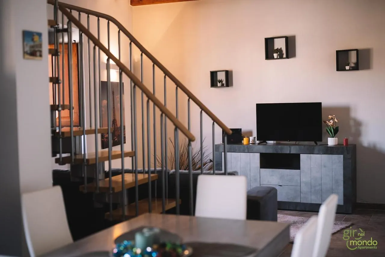 Giro Nel Mondo Apartments Catania